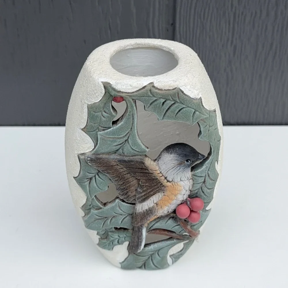 Vintage‎ Chickadee Bird Ceramic Vase Holly Berry Cut Out Nature Decor 6.5